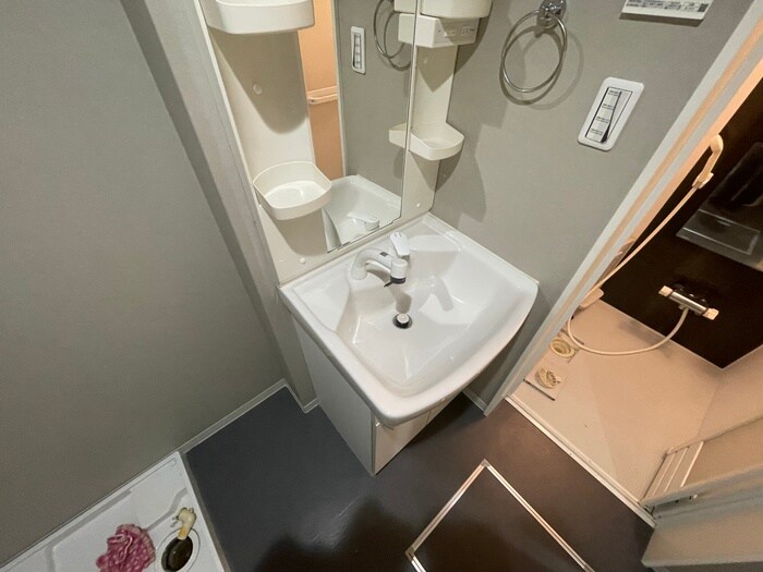 グレイスコート柳島の物件内観写真