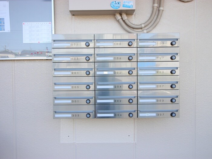 リンピアＩＮＯＵＥの物件外観写真