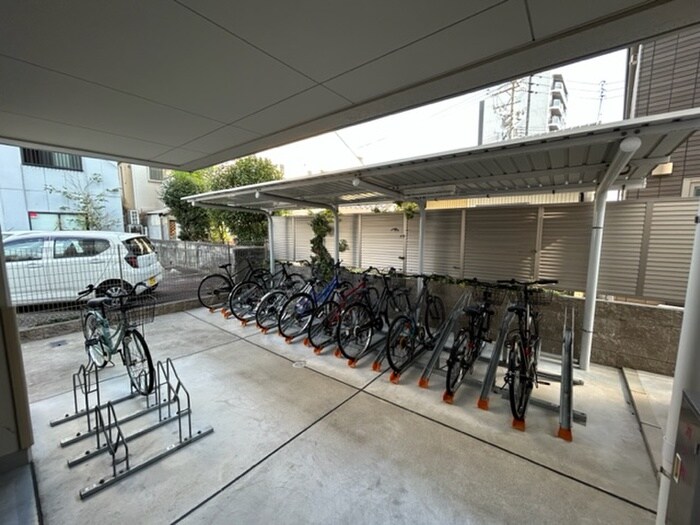 アビタシオン内山の物件外観写真