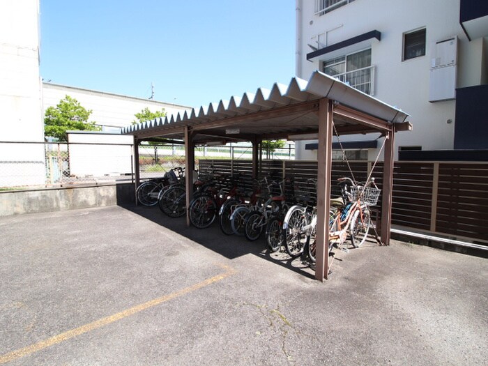 ピアネ－ズ上社２棟の物件外観写真