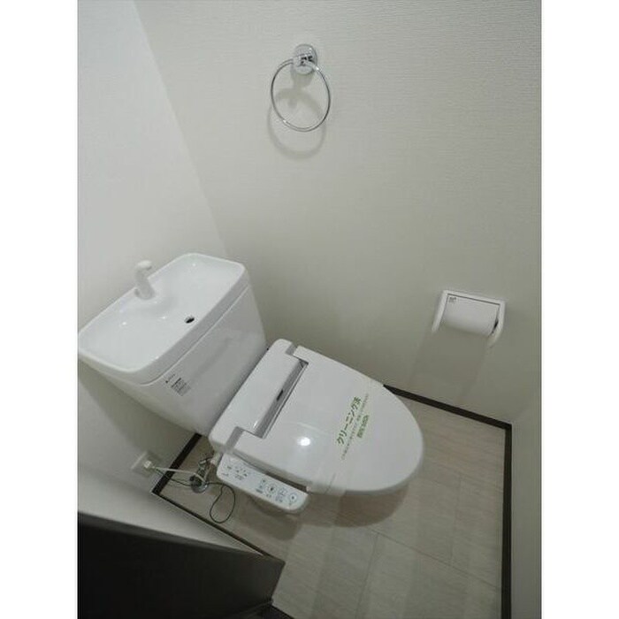 Lucie本陣の物件内観写真