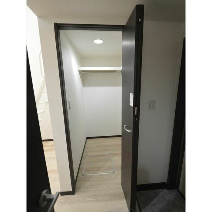 Lucie本陣の物件内観写真