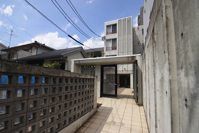 リアライズ名城公園の物件外観写真