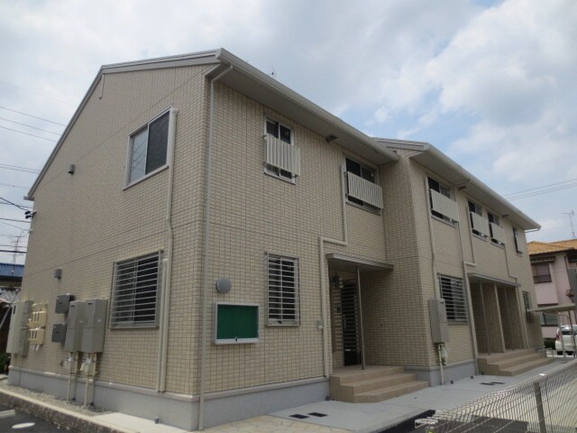 アンダーフォレストⅢの物件外観写真