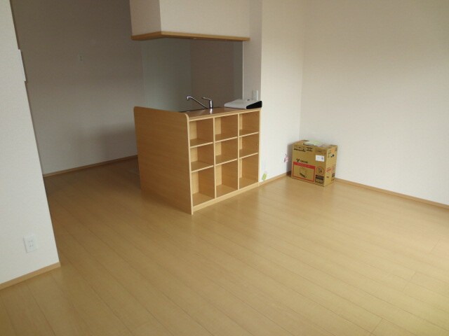 アンダーフォレストⅢの物件内観写真