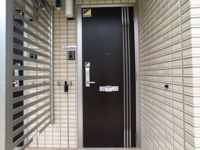 アンダーフォレストⅢの物件外観写真