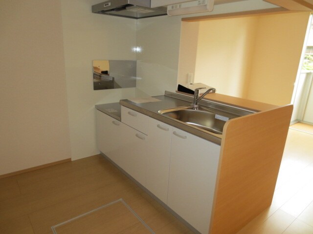 アンダーフォレストⅢの物件内観写真