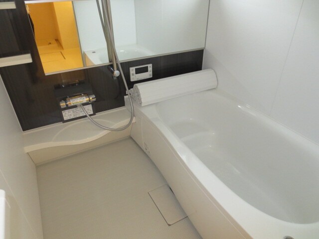 アンダーフォレストⅢの物件内観写真