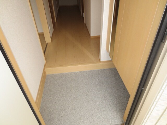 アンダーフォレストⅢの物件内観写真