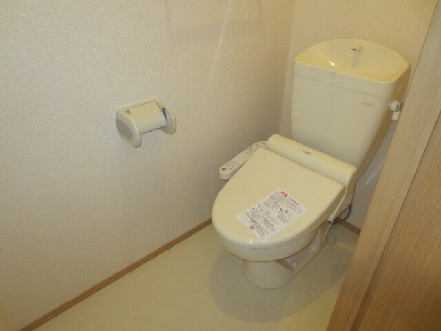 アンダーフォレストⅢの物件内観写真