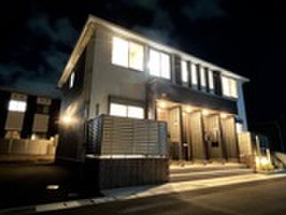 SerenoⅢの物件外観写真