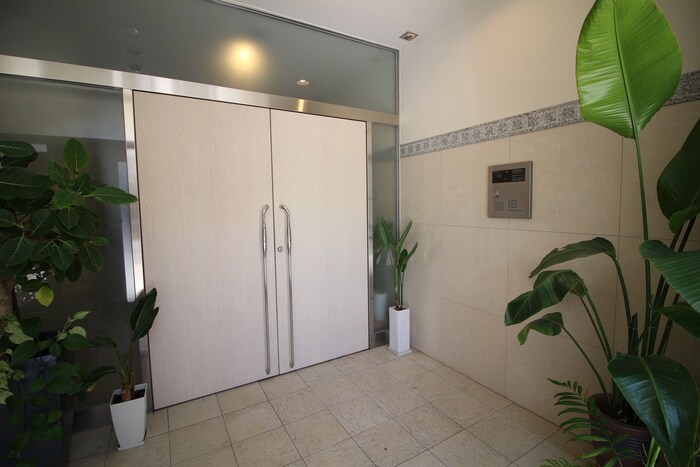 オ－ガスタの物件外観写真