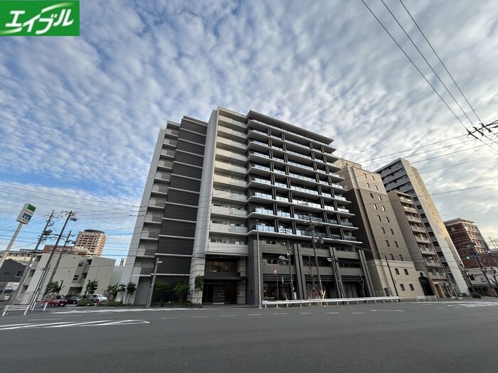 グランルクレ新栄イーストの物件外観写真