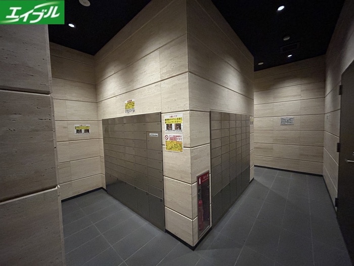 グランルクレ新栄イーストの物件外観写真