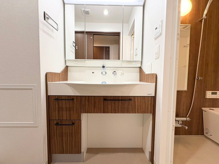 グランルクレ新栄イーストの物件内観写真