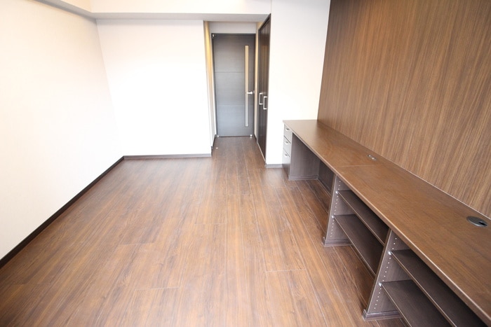 ロイヤルスクエア徳川の物件内観写真