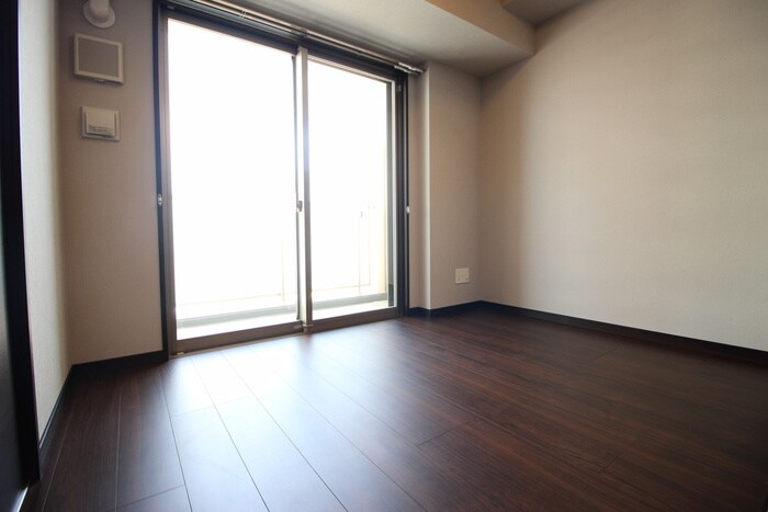 ロイヤルスクエア徳川の物件内観写真