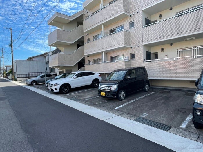 レジオン香流の物件外観写真