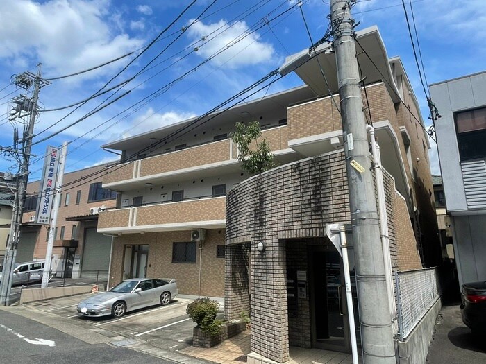 la tie 上社の物件外観写真