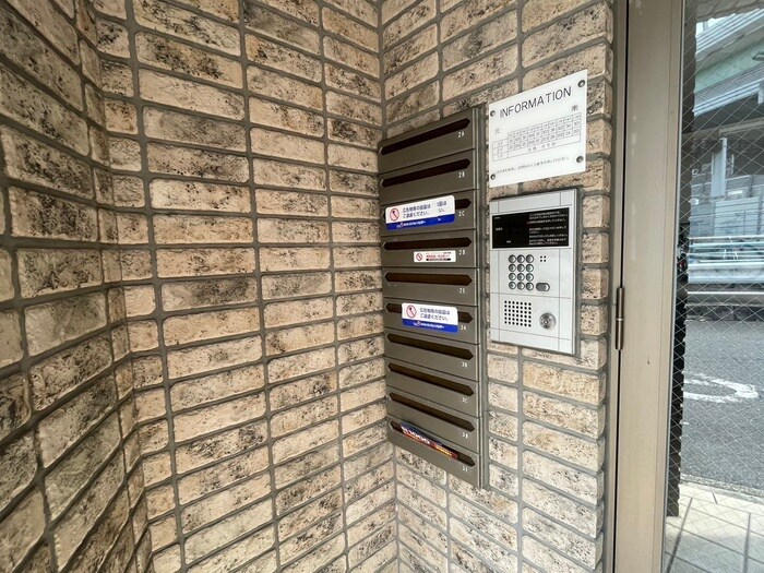 la tie 上社の物件外観写真