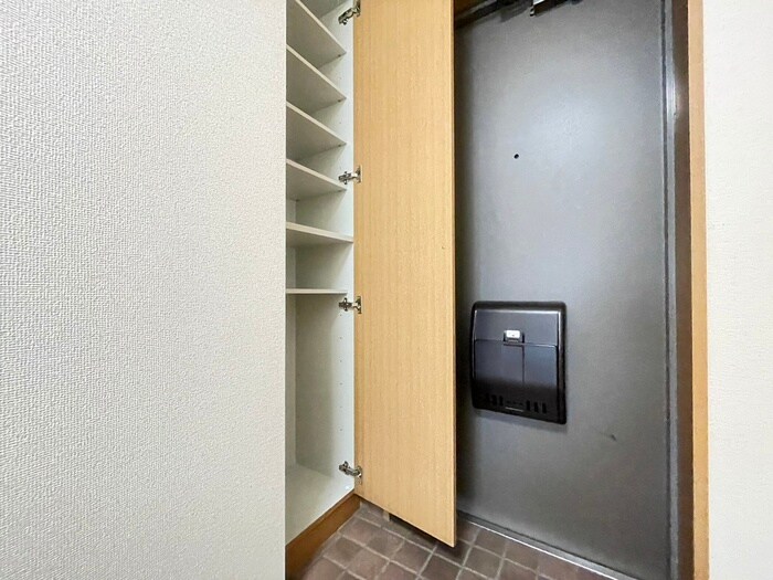 la tie 上社の物件内観写真