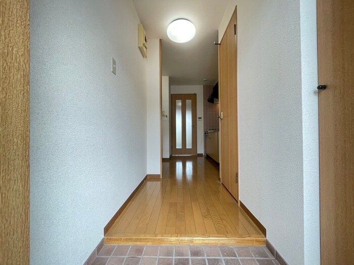 la tie 上社の物件内観写真