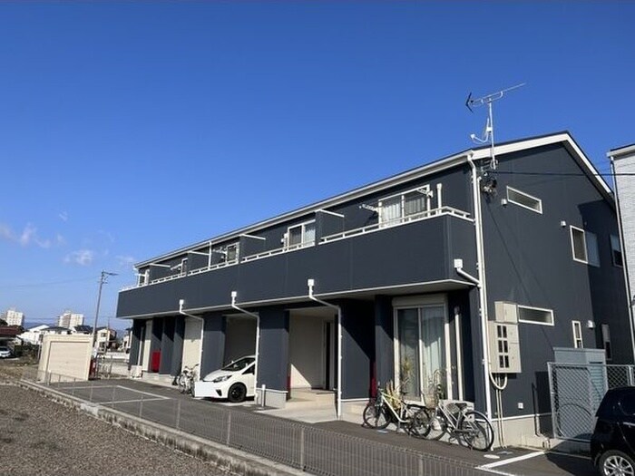 リーブルファイン鯰橋の物件外観写真