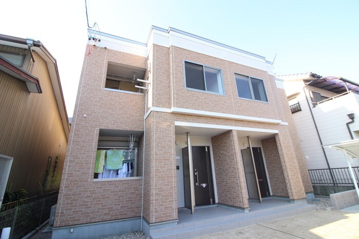 ラインストーンヒルズの物件外観写真