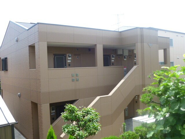 ウェルＩＺＵＭＩの物件外観写真