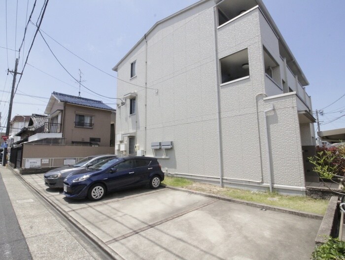 マ メゾン菊住Ｗの物件外観写真