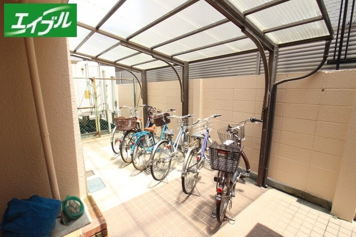 サンハイム中橋の物件外観写真