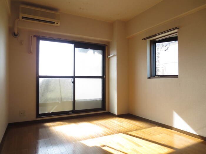 ティアラ八帖の物件内観写真