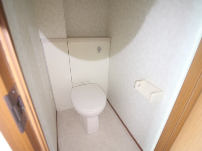 ウインズＡ棟の物件内観写真