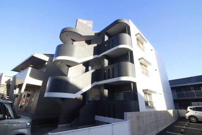 アンフィニの物件外観写真