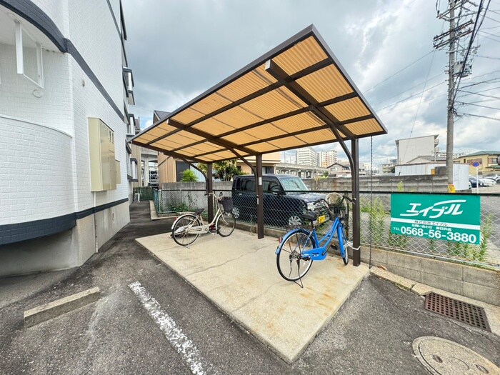 アンフィニの物件外観写真