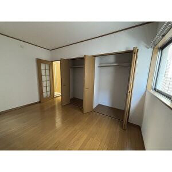 APPARTEMENT　NYの物件内観写真