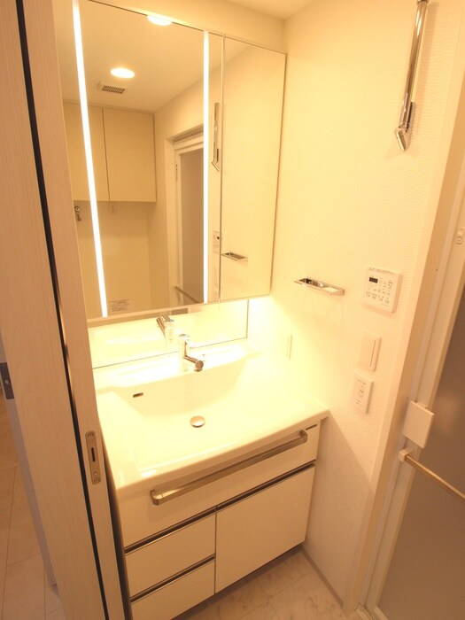 ｴｽﾃﾑﾌﾟﾗｻﾞ名古屋UX(802)の物件内観写真