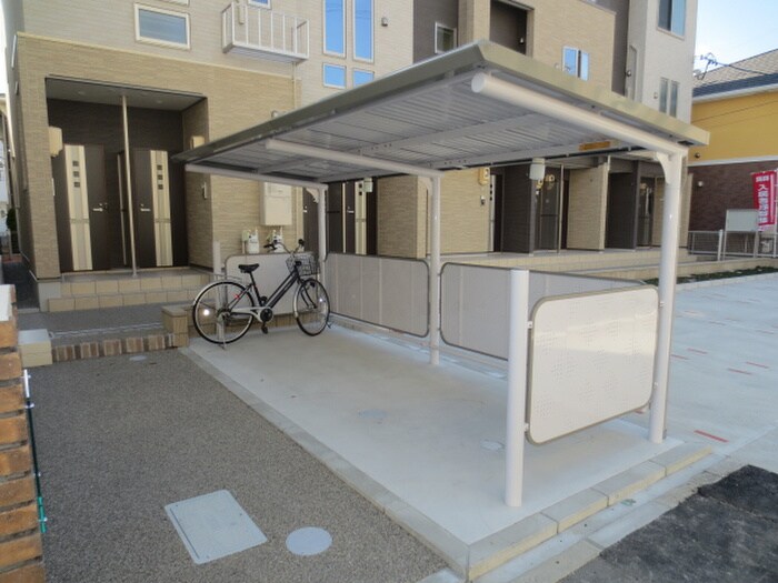 レッド・リーブスⅦの物件外観写真