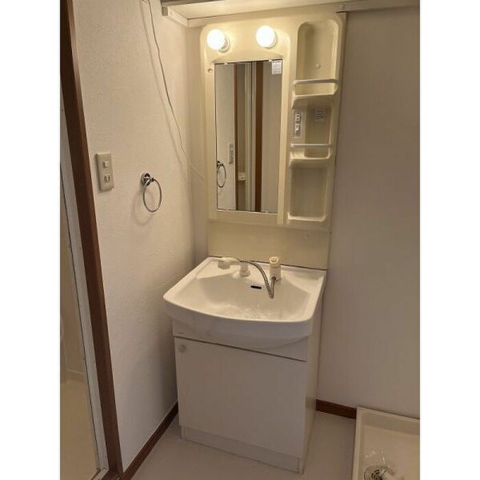 ＭＥＬＯＤＩＡＭ華の物件内観写真