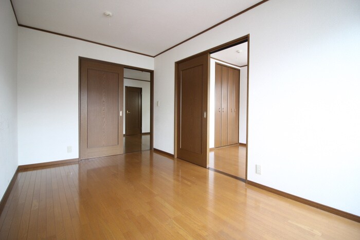 ファミ－ユコ－トＹｓの物件内観写真