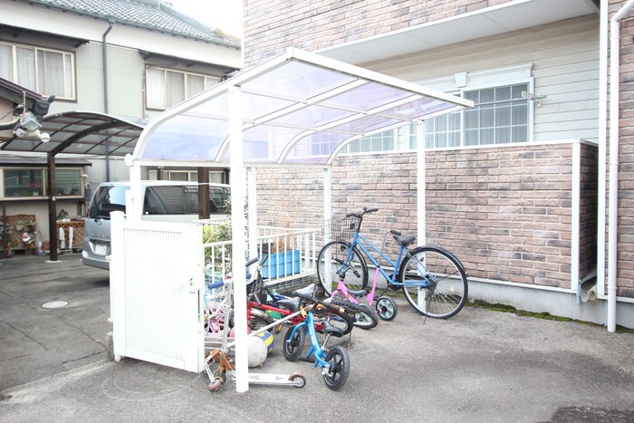 ファミ－ユコ－トＹｓの物件外観写真