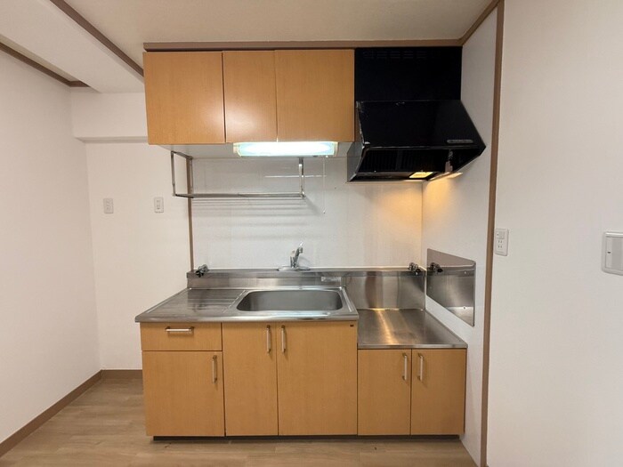 フラット内山の物件内観写真