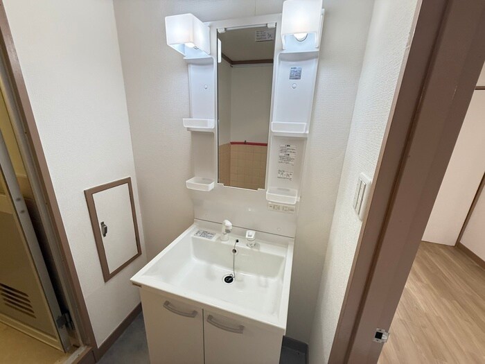 フラット内山の物件内観写真