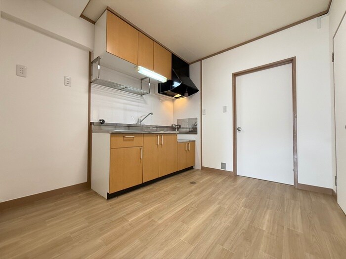 フラット内山の物件内観写真