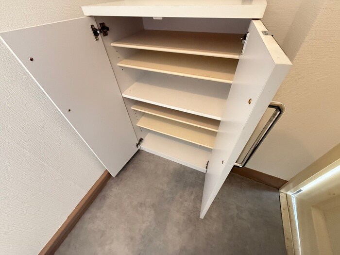 フラット内山の物件内観写真