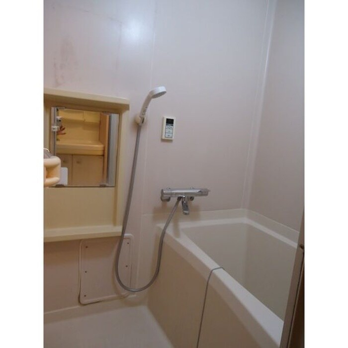 エクセレント港の物件内観写真