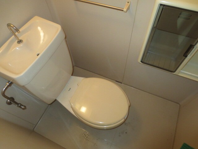 エクセレント港の物件内観写真