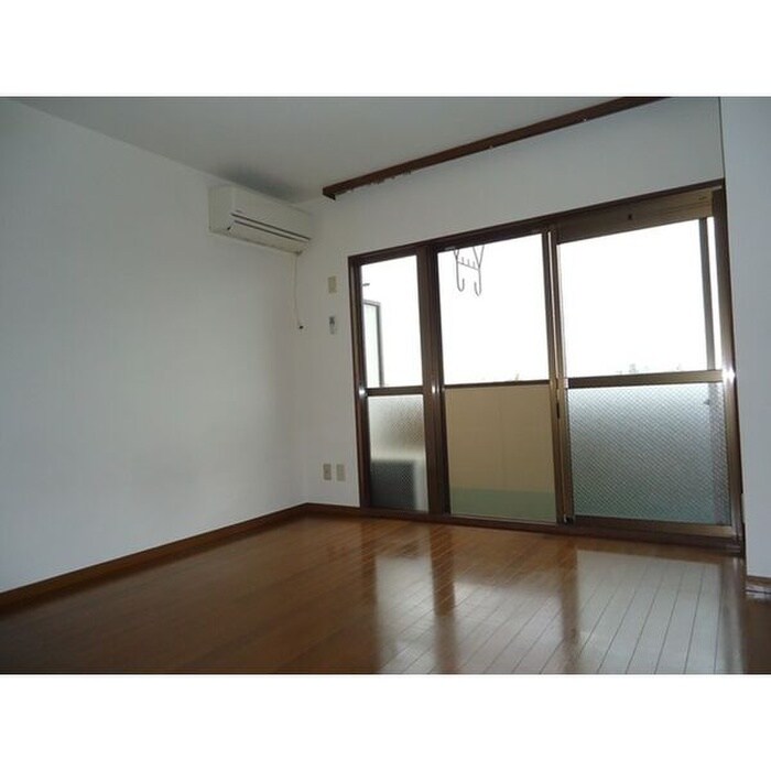 エクセレント港の物件内観写真