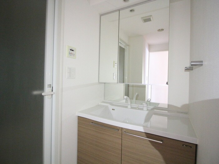 KDX泉レジデンスの物件内観写真