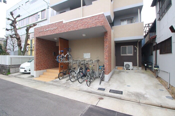 クレスト上名古屋の物件外観写真